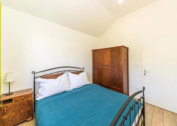 4 Bedroom Lovely In *