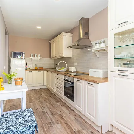 Amazing Home In Vinisce With Wifi Σπίτι διακοπών Vinišće