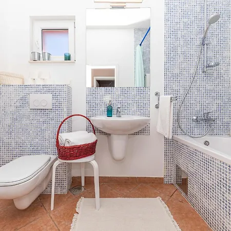 Amazing Home In Vinisce With Wifi Σπίτι διακοπών *